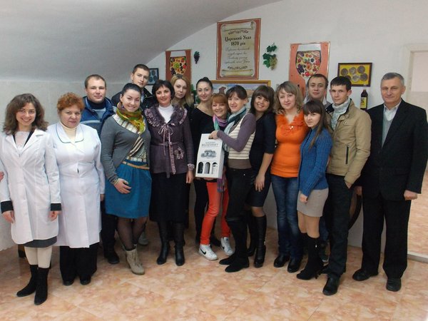 Учасники дегустаційної комісії
